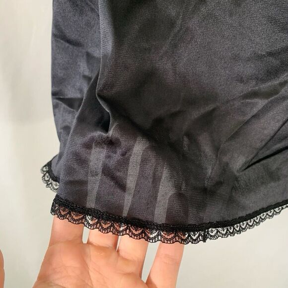 Vintage Vassarette Slip Skirt Women's Medium 22" Black Pull On Elastic Waist - Picture 2 of 6